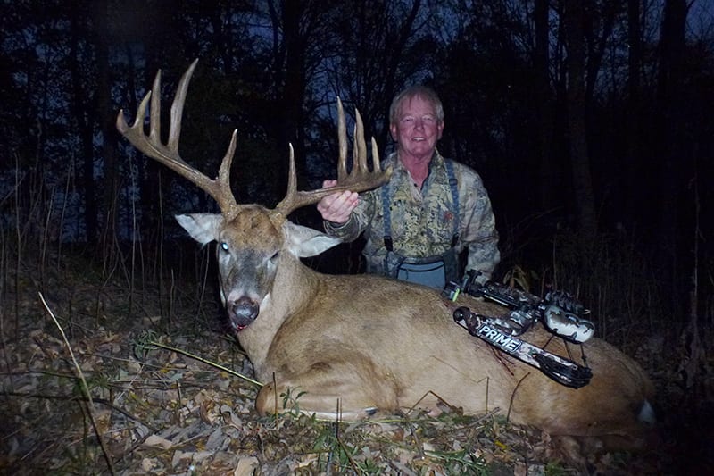 Iowa Whitetail | Outside The Fence At Timberghost | Tim Neal